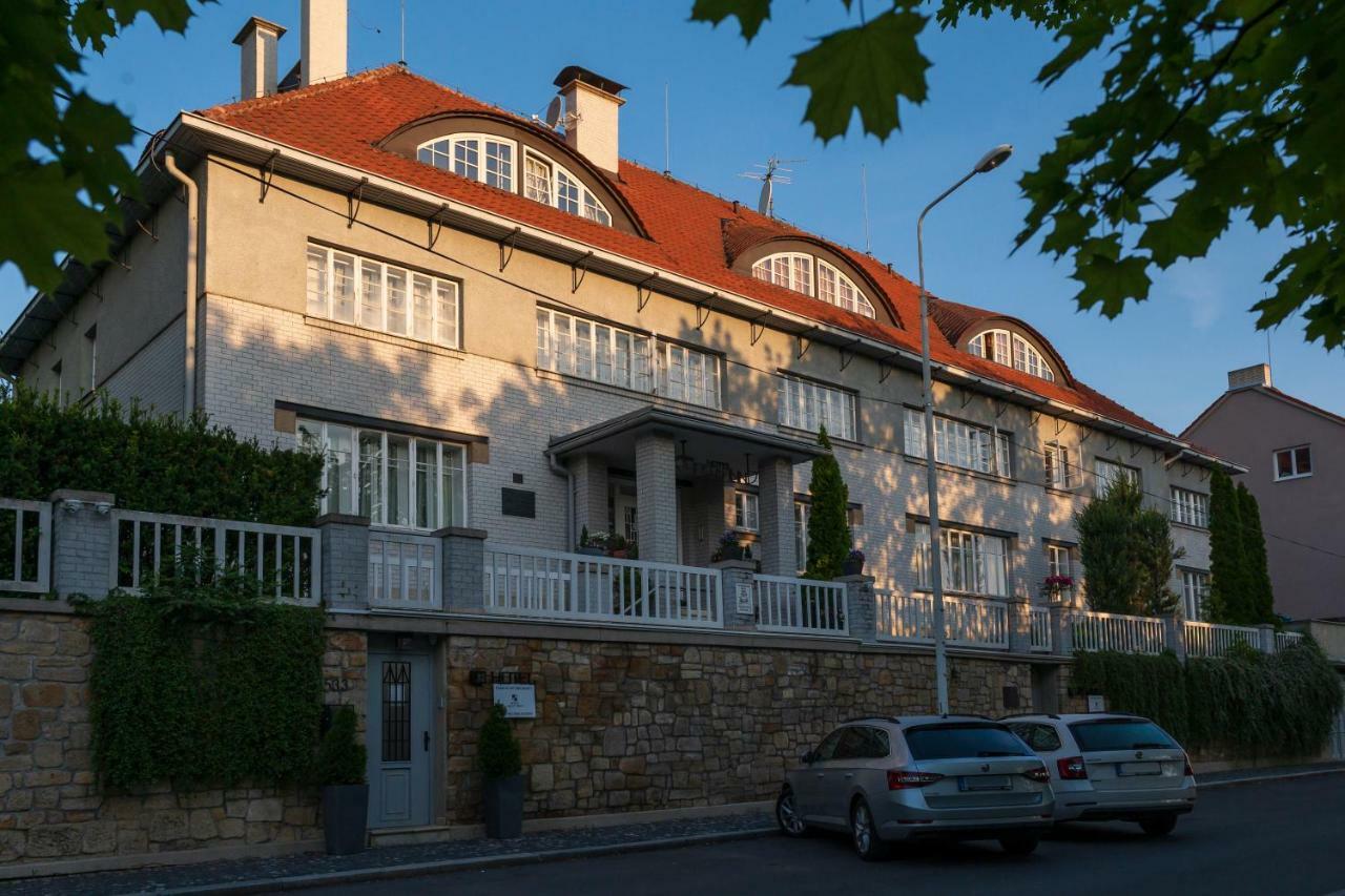 Art Deco Hotel Hoffmann คลาดโน ภายนอก รูปภาพ